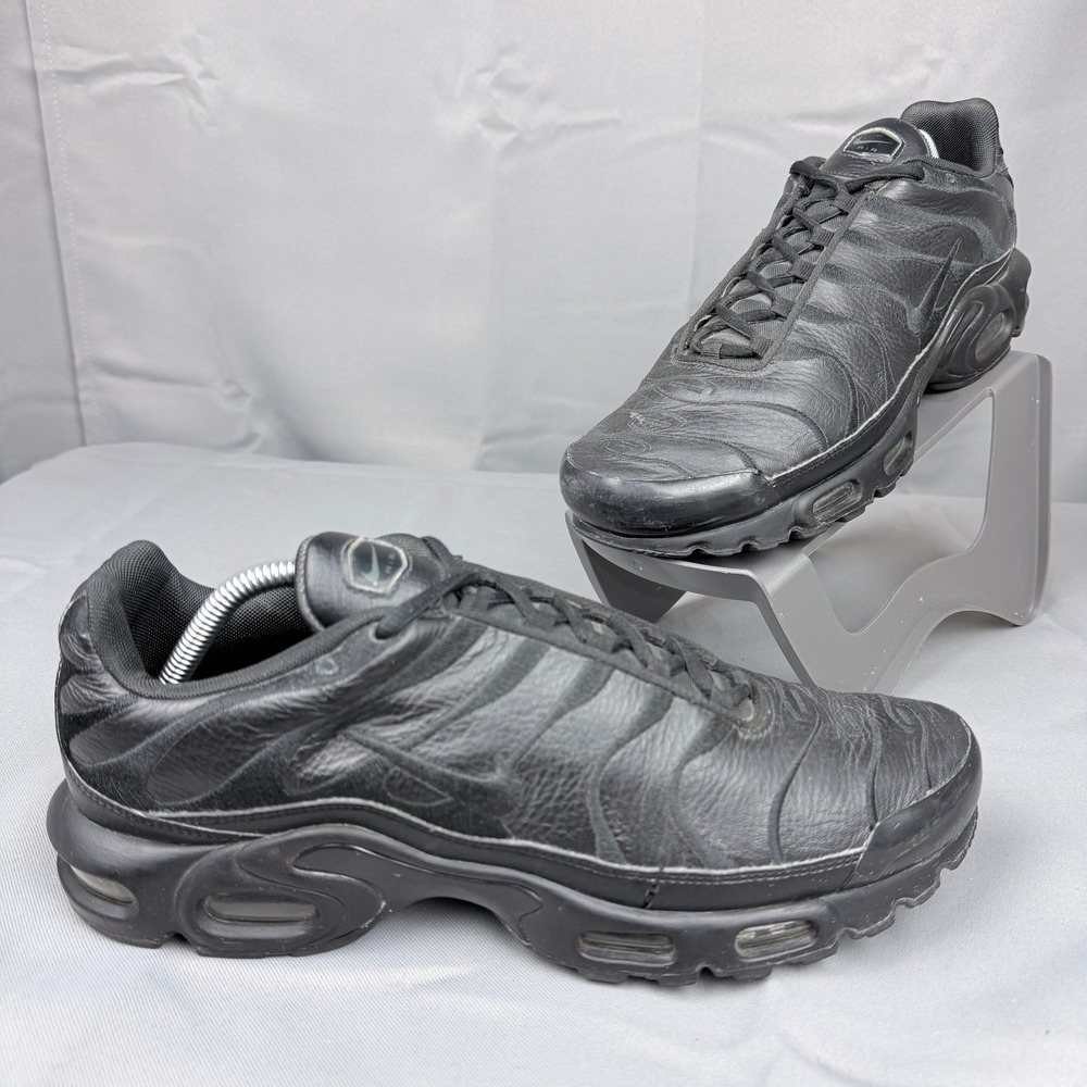 Nike Air Max Plus TN Triple Black Tumbled Leather AJ2029-001 Mens 10.5